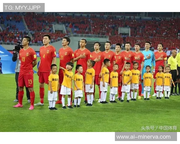 国青队迎战伊朗队展现青春风采争夺国际赛场荣誉