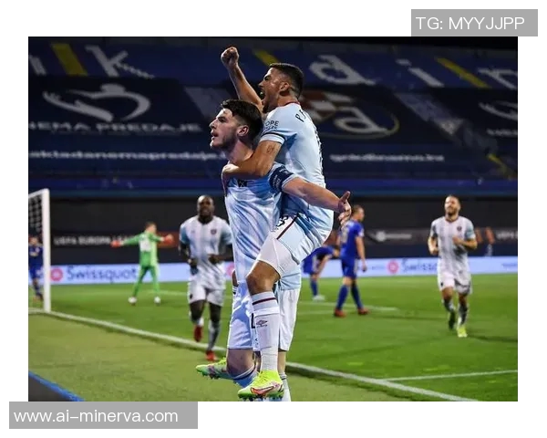 里昂与曼城精彩对决集锦回顾赛场瞬间尽显足球魅力与激情